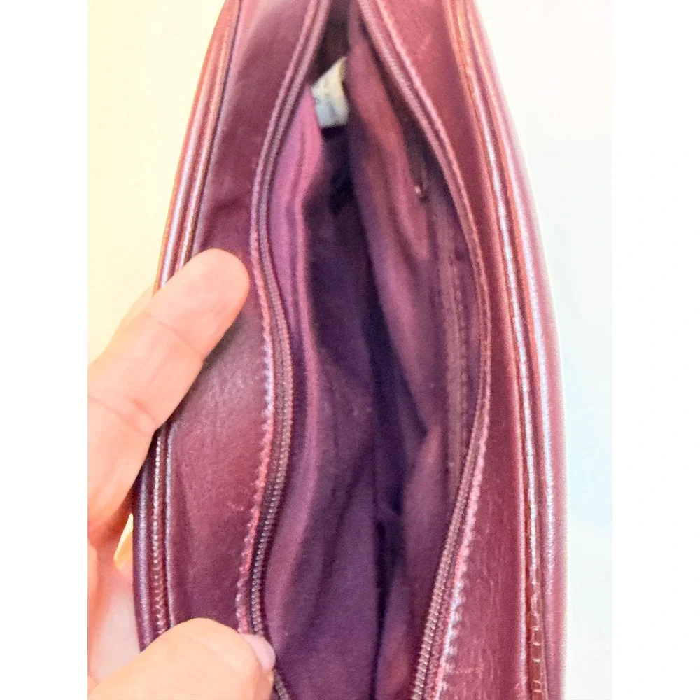 Etienne Aigner Vintage Burgundy Leather Clutch Cosmetic Bag Oxblood Horseshoe